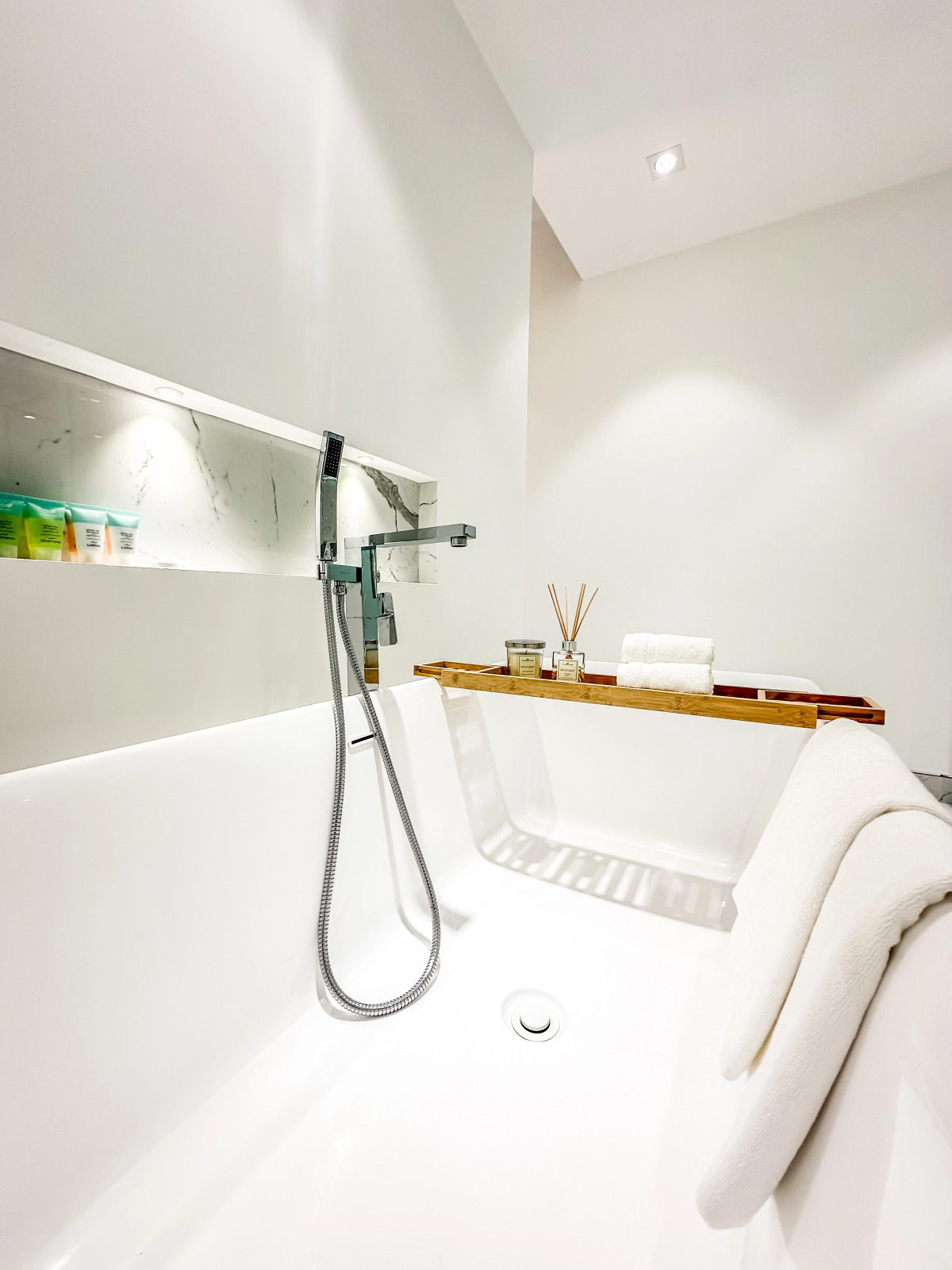 Апартаменты GMA Murjan 2BR Sea View High Floor