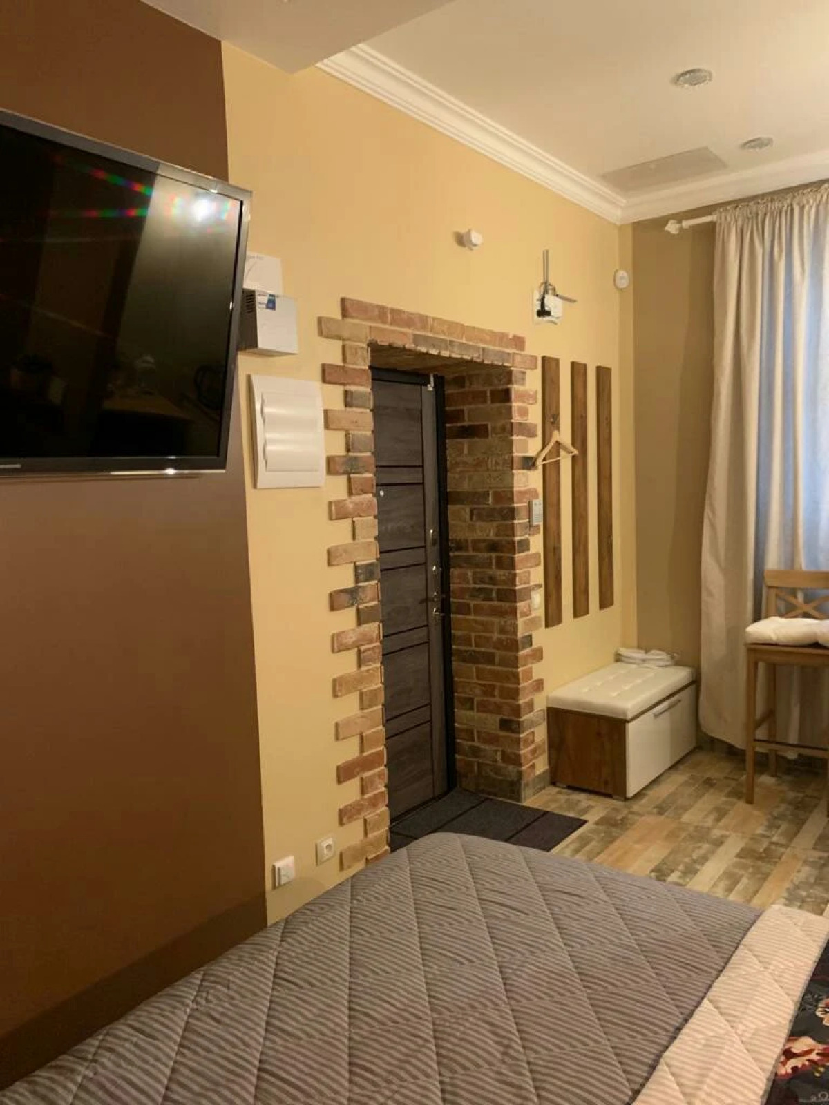 Апартаменты на Средней 13