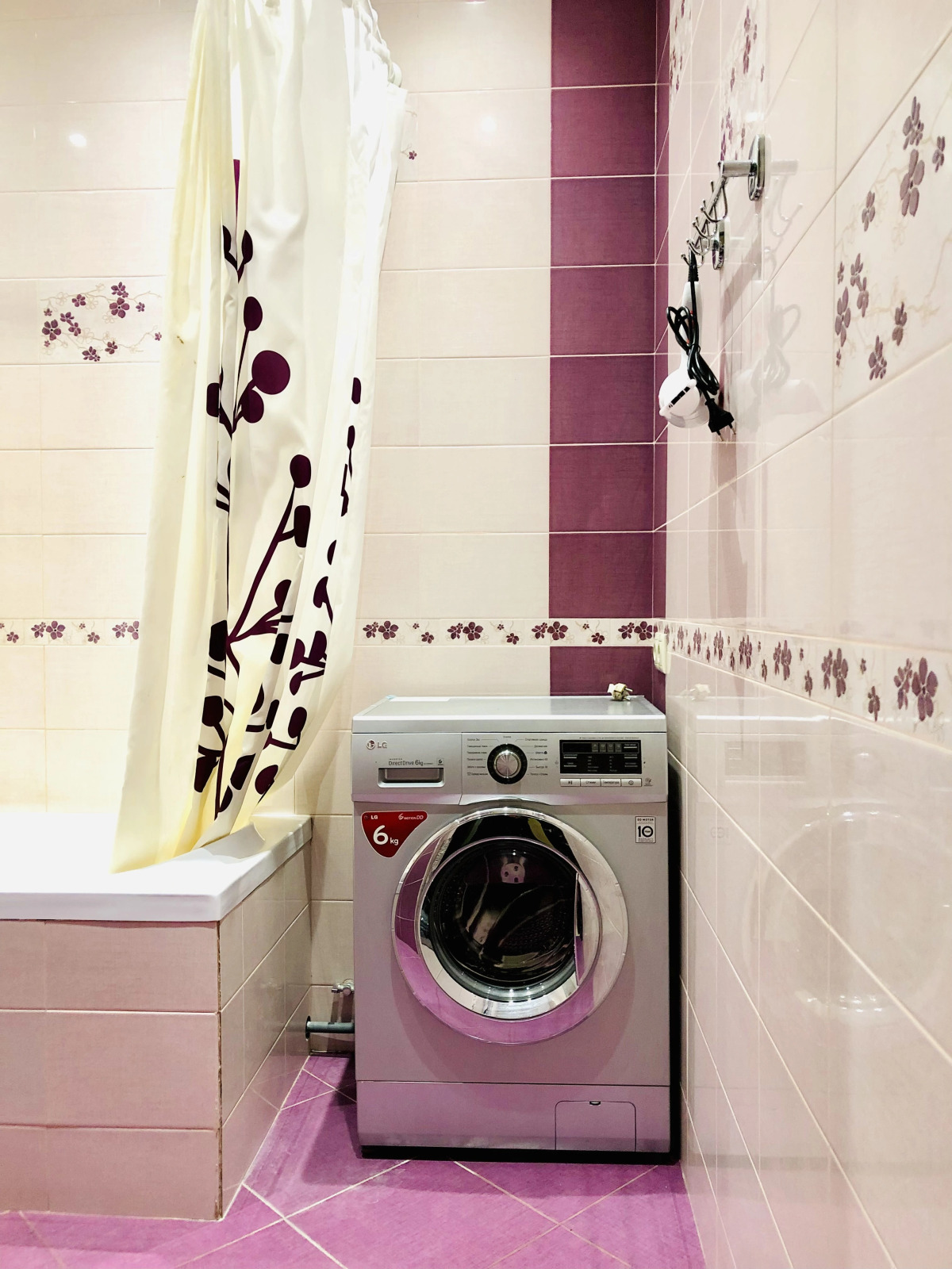 Апартаменты Шикарная двухкомнатная квартира с раздельными комнатами и балконом