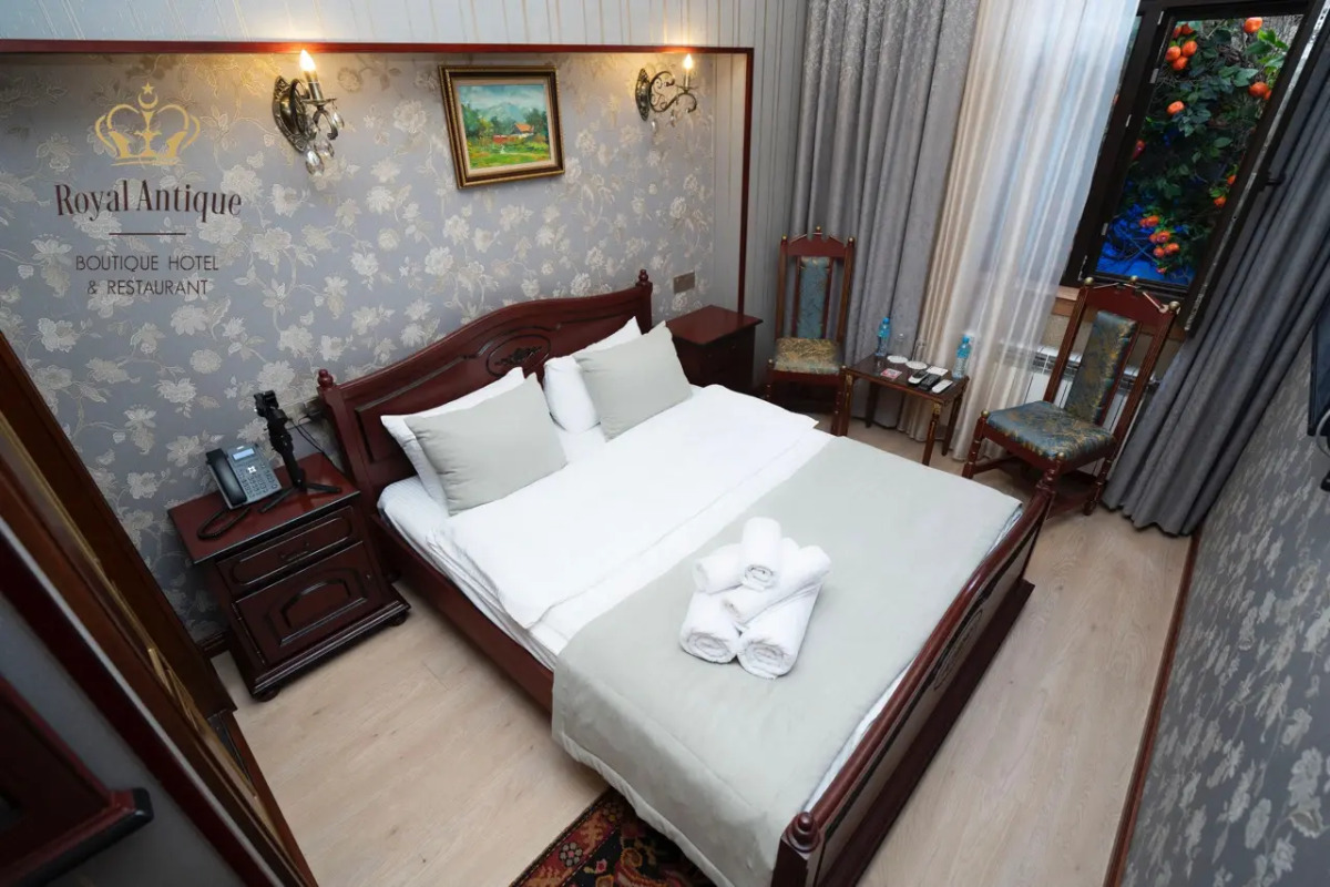 Royal Antique Boutique Hotel
