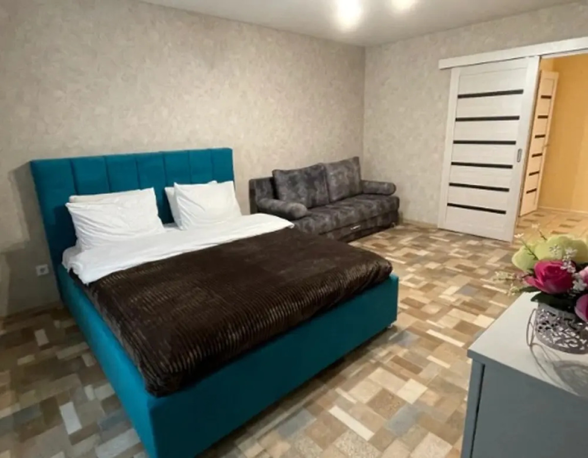 Квартира на Большевистской 114/1