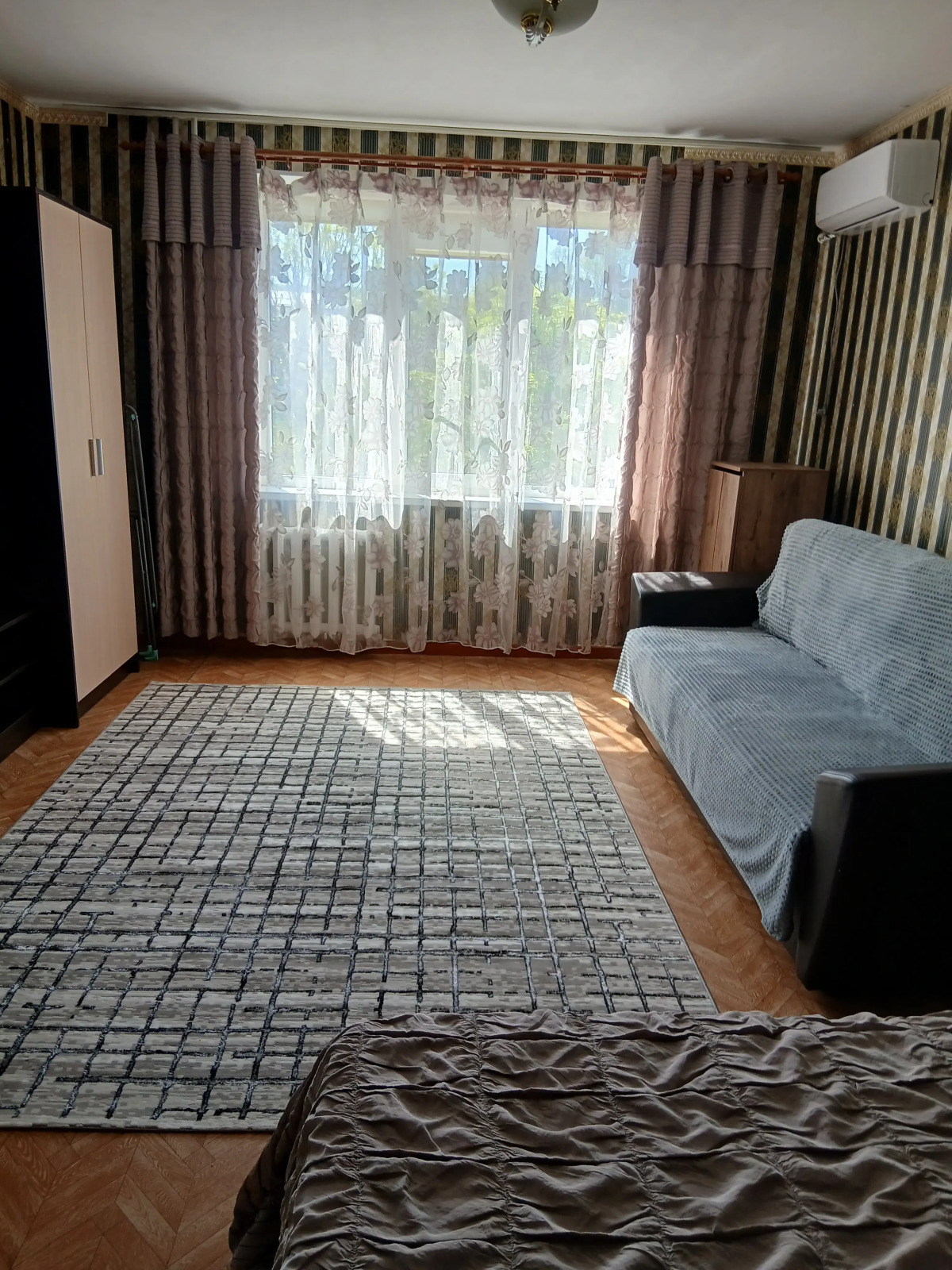 Квартира Просторная Двухкомнатная