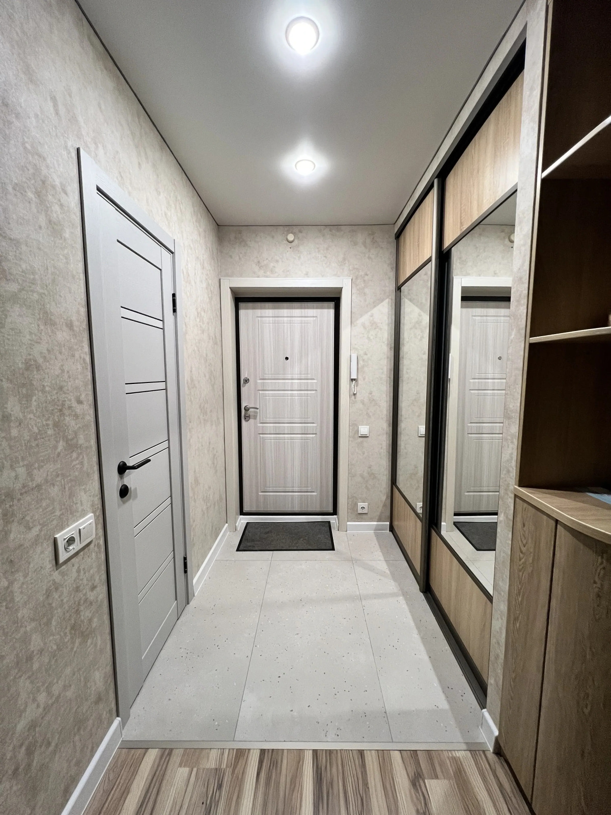 Квартира уютная в 12 минутах от аэропорта