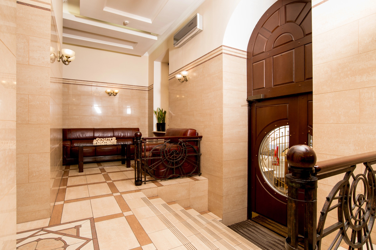 Апартаменты Senator City Center