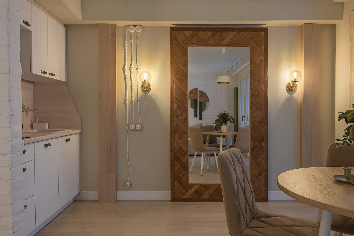 Апартаменты в Центре на Невзоровых 7 Сова-Дом