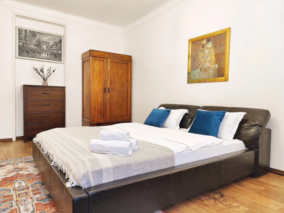 Квартира M.O.O.N Apartments  - Tole bi 45 Center