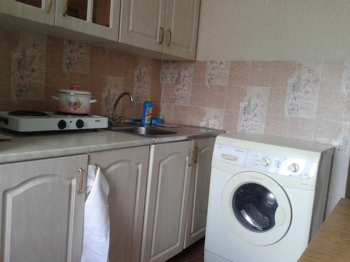 Апартаменты Мира 22