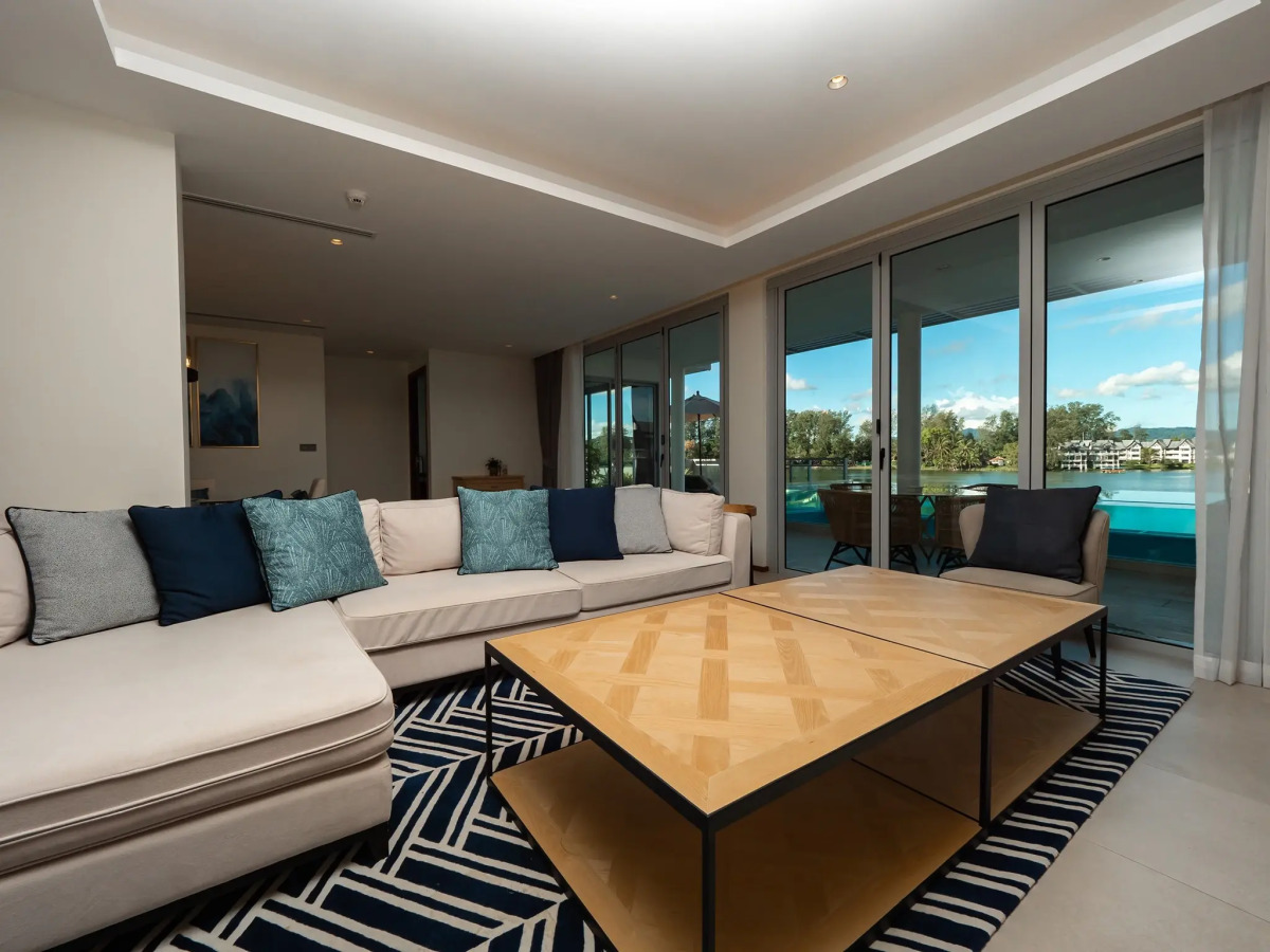 Прекрасные апартаменты с бассейном в Laguna Phuket