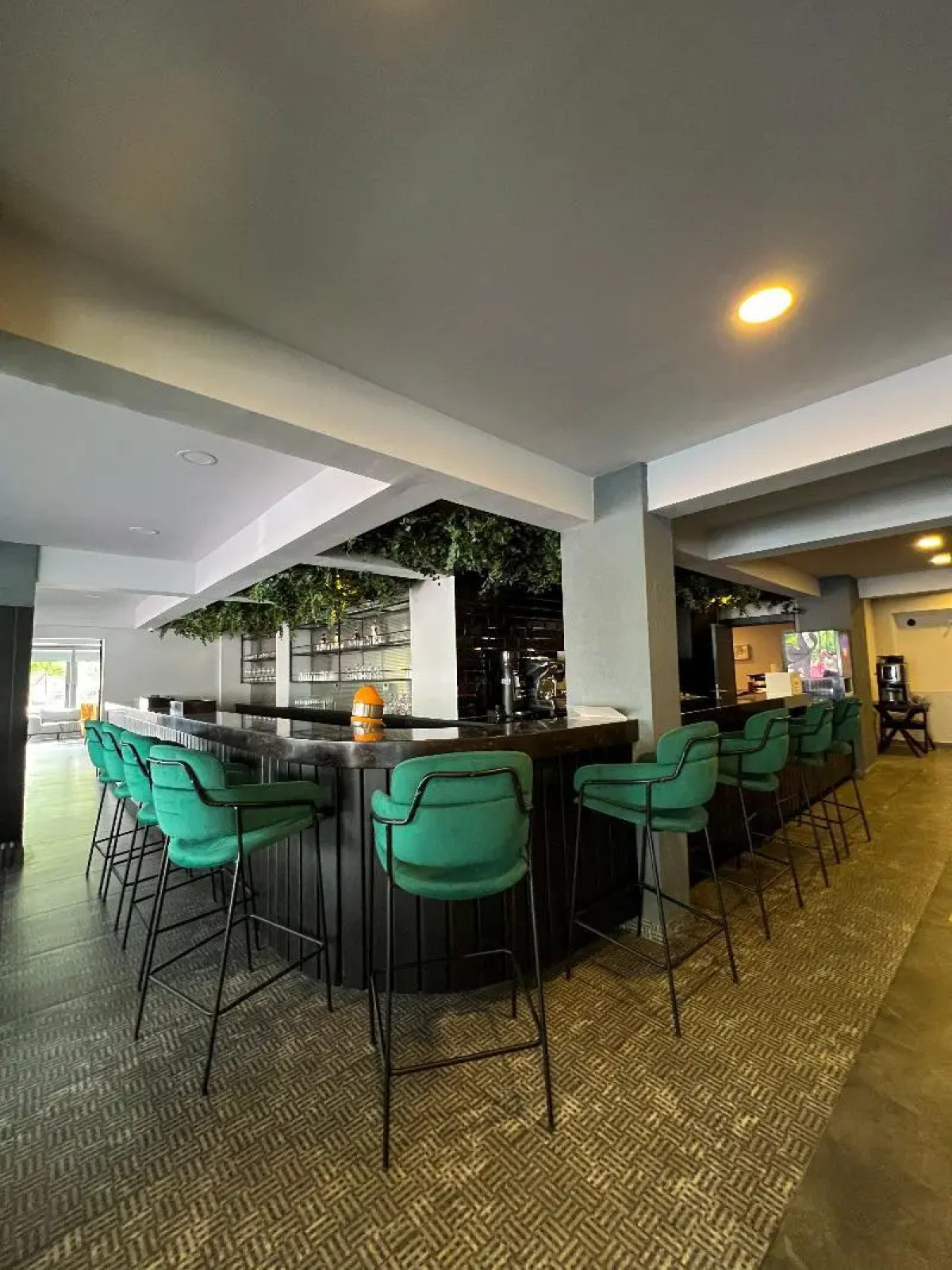 Отель Falcon 1511