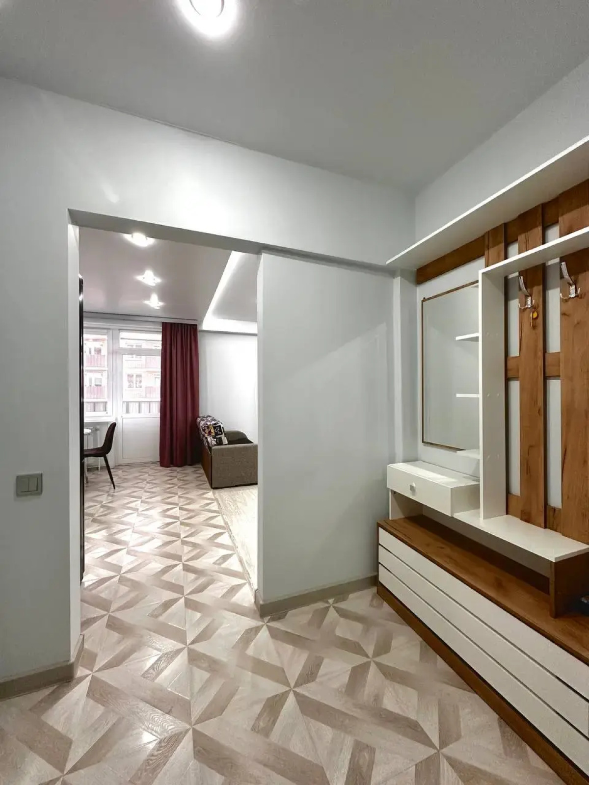 Квартира Уютная студия рядом с ЖД вокзалом