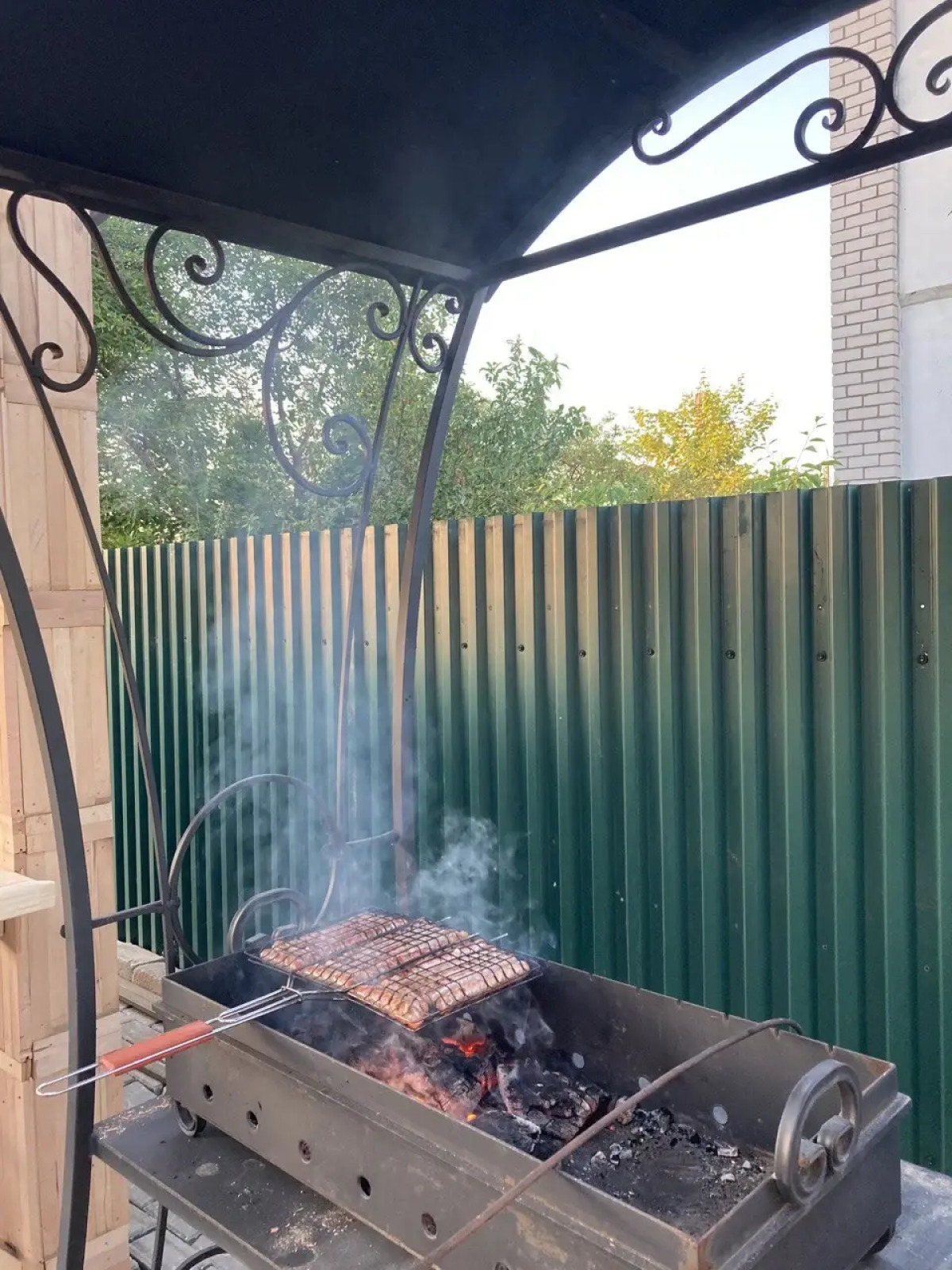 Апартаменты Уютная квартира-студия с мангальной зоной