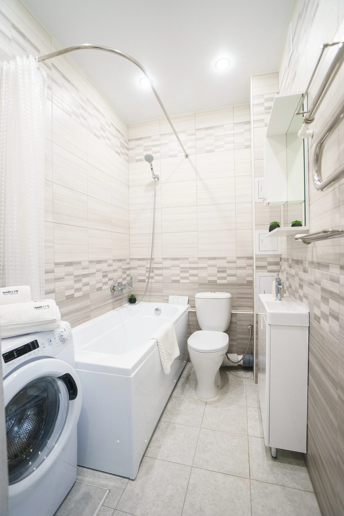 Апартаменты INNDAYS на Пряничной 4