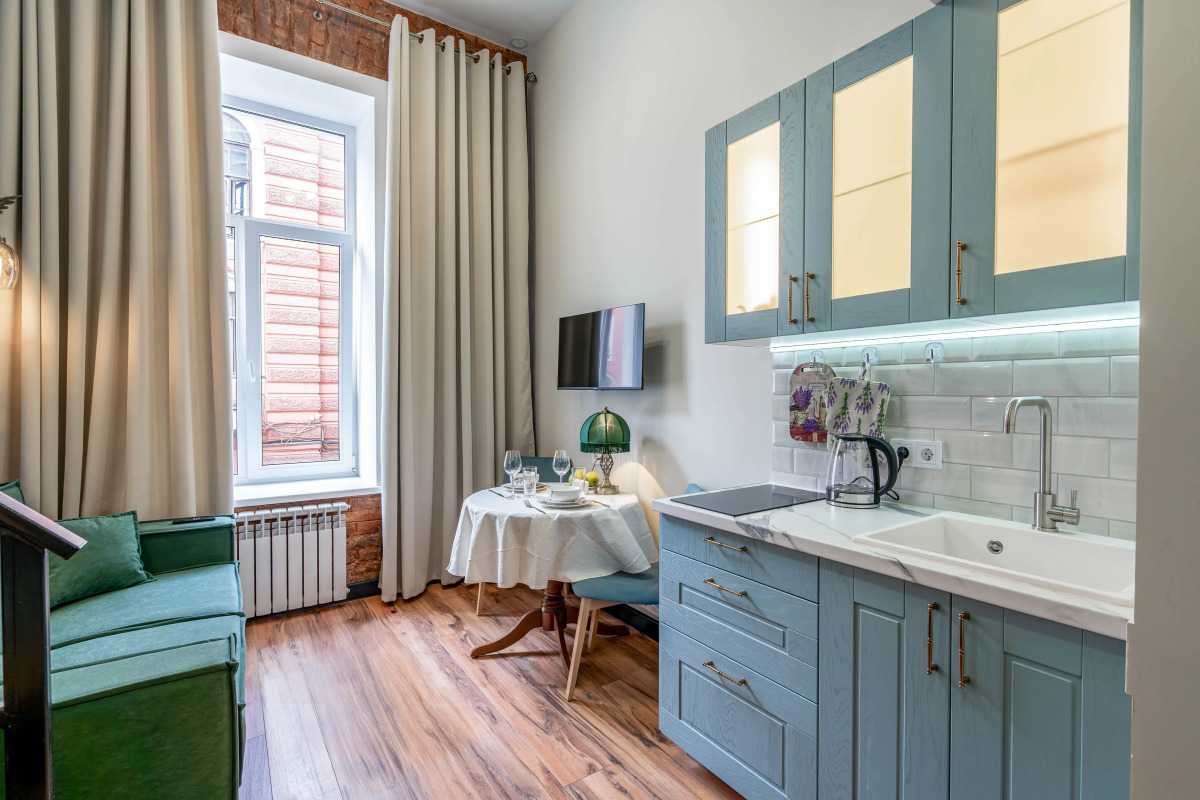 Квартира Уютная студия с дизайнерским ремонтом