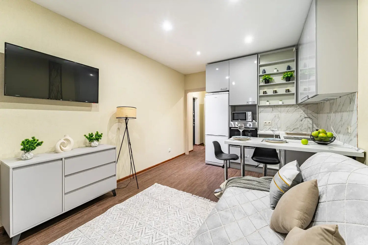 Апартаменты-студия возле метро Стахановская