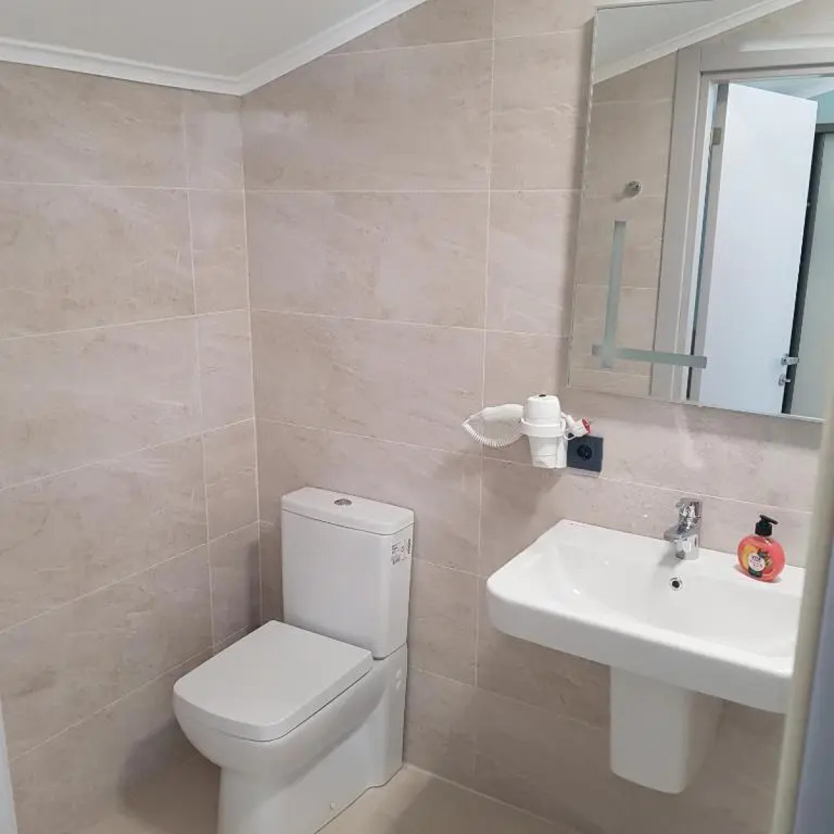 Отель Чёрный Слон