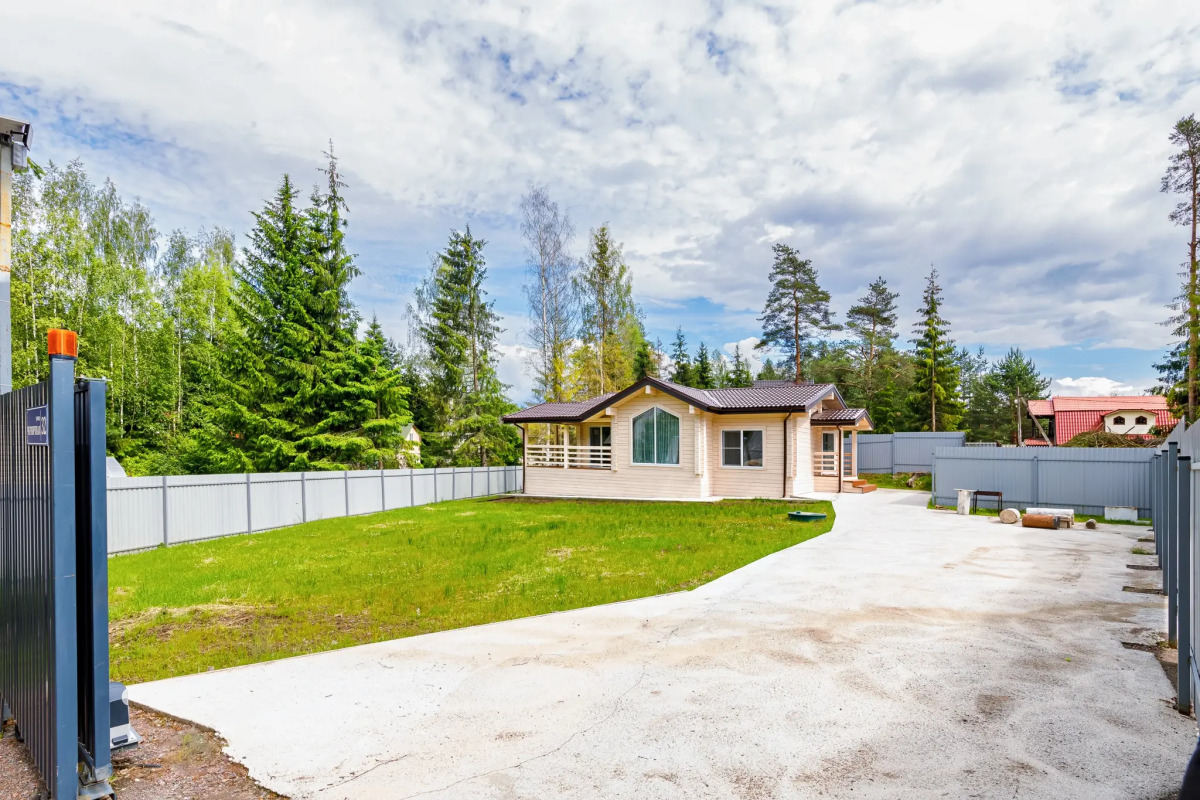 Частный дом Solar house 1