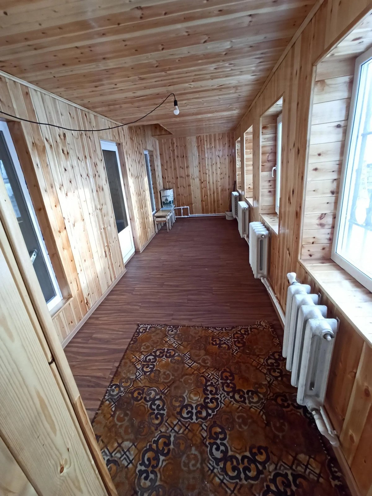 Частный дом на берегу Зюраткуля