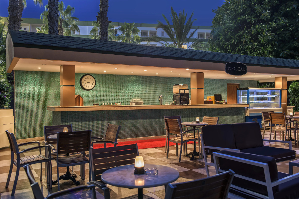 Отель Botanik Hotel & Resort