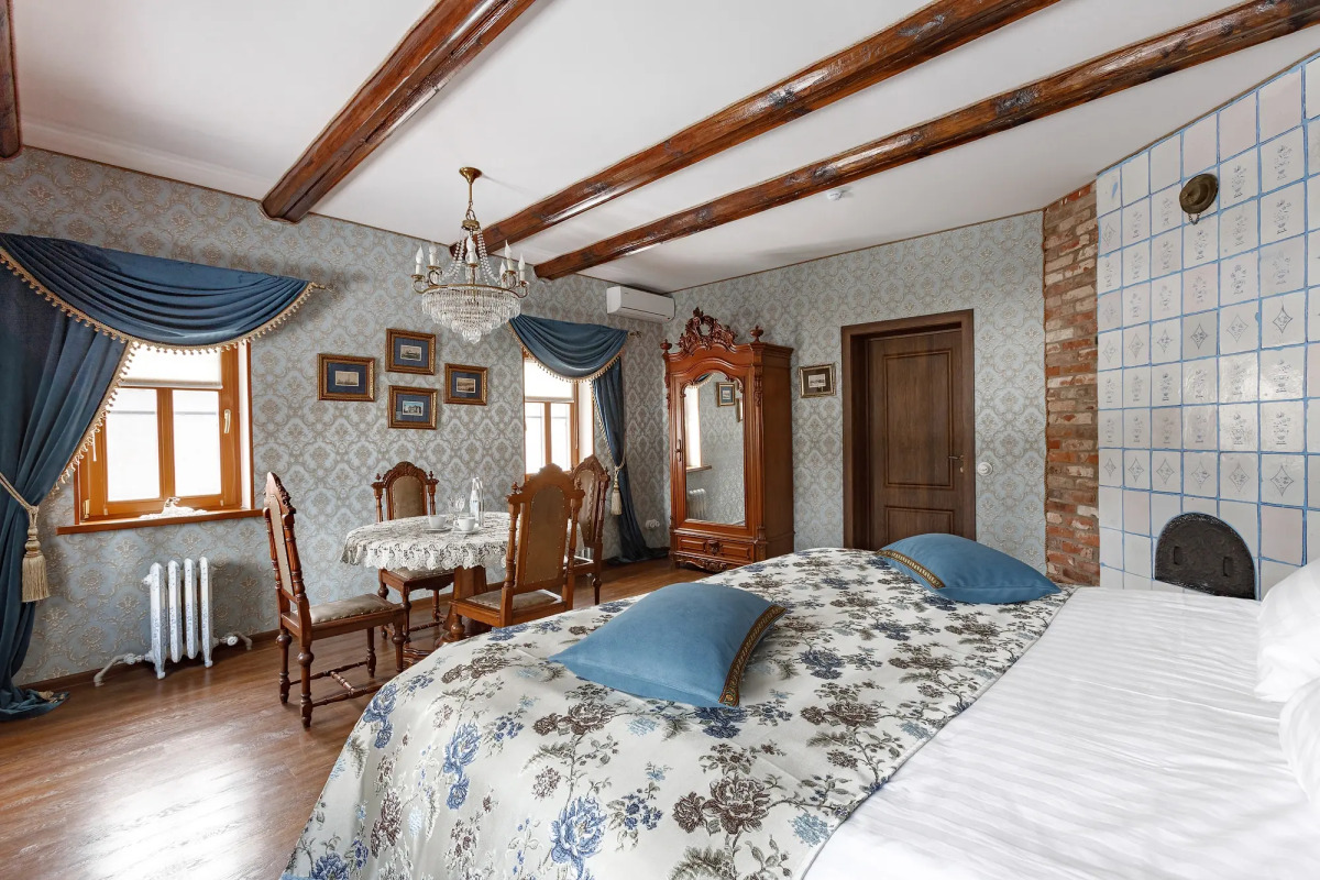 Отель Империал