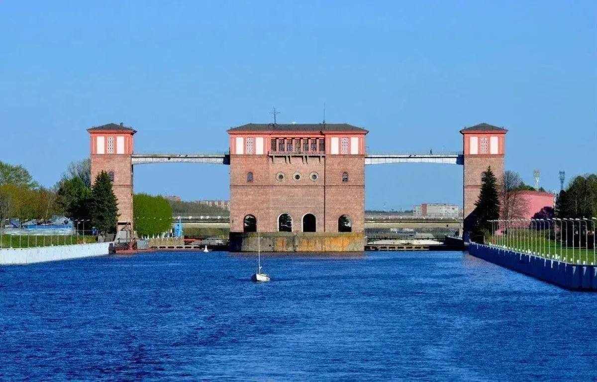 Квартира на Крестовой улице 27