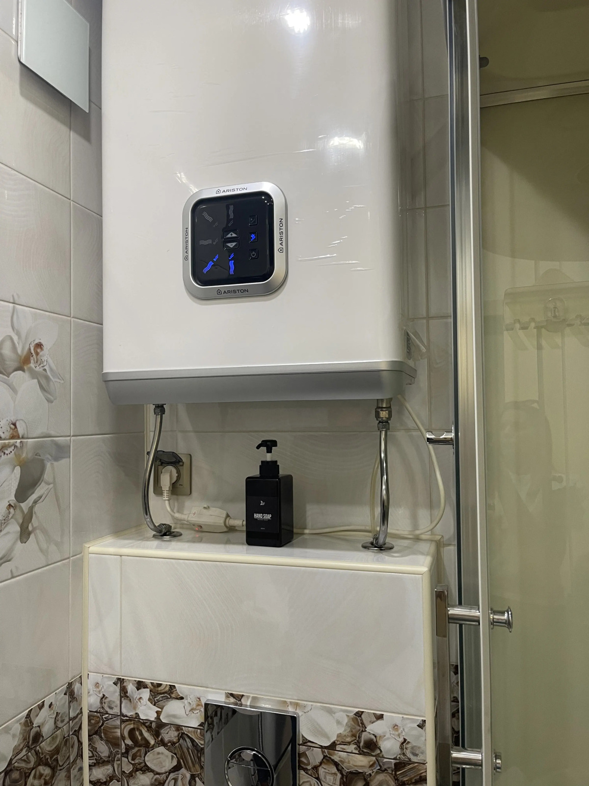 Квартира с 3 спальнями на Парнасе