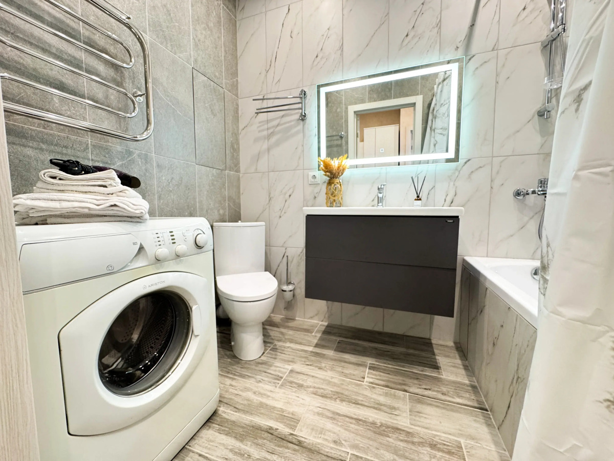 Апартаменты Like Home на Земнухова 2