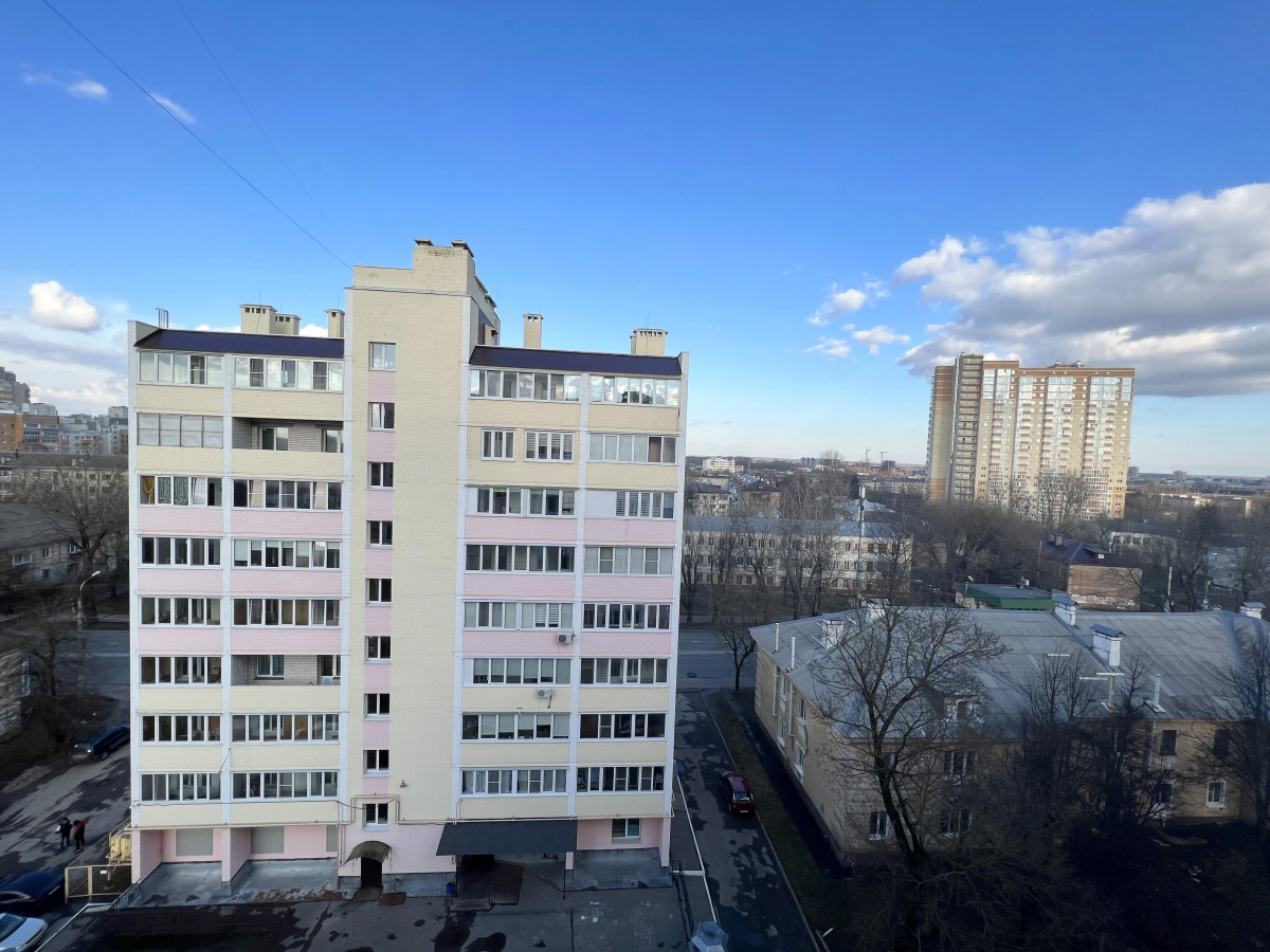 Квартира Апартаменты на Пухова 31, 5 этаж