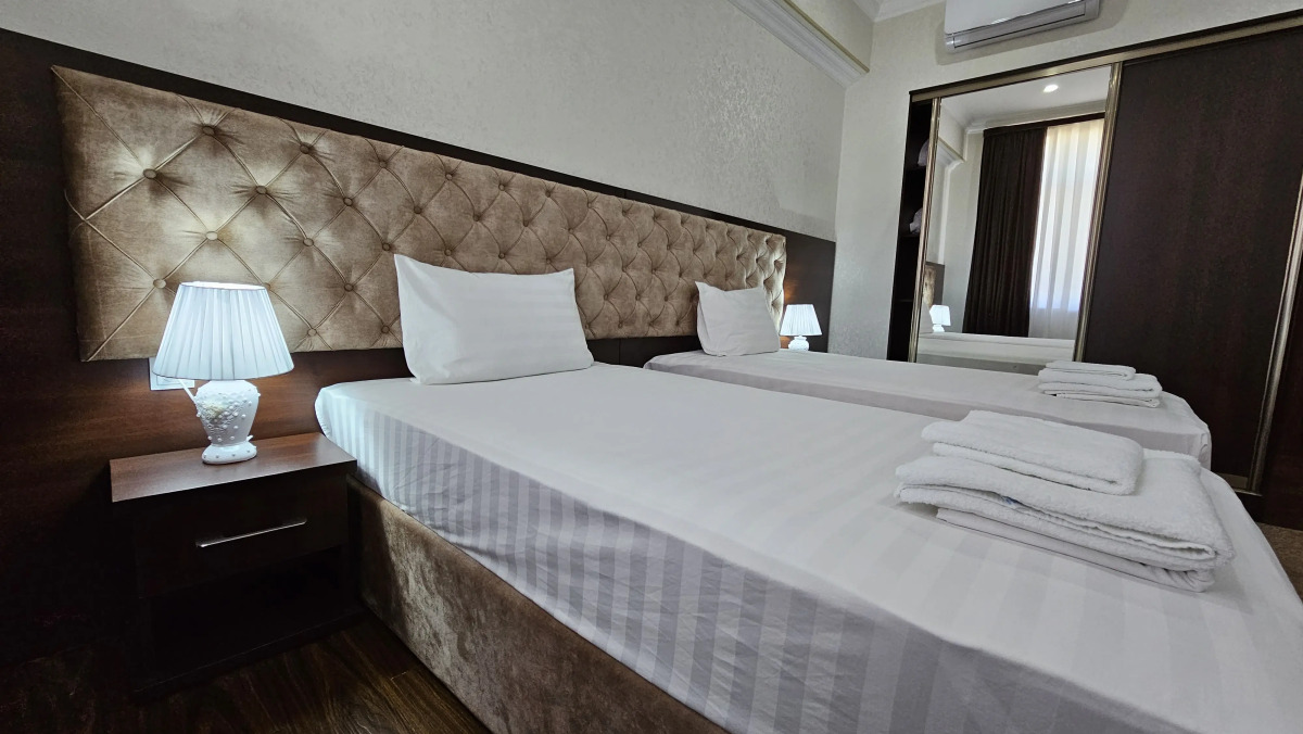 Отель Grand Turon Plaza