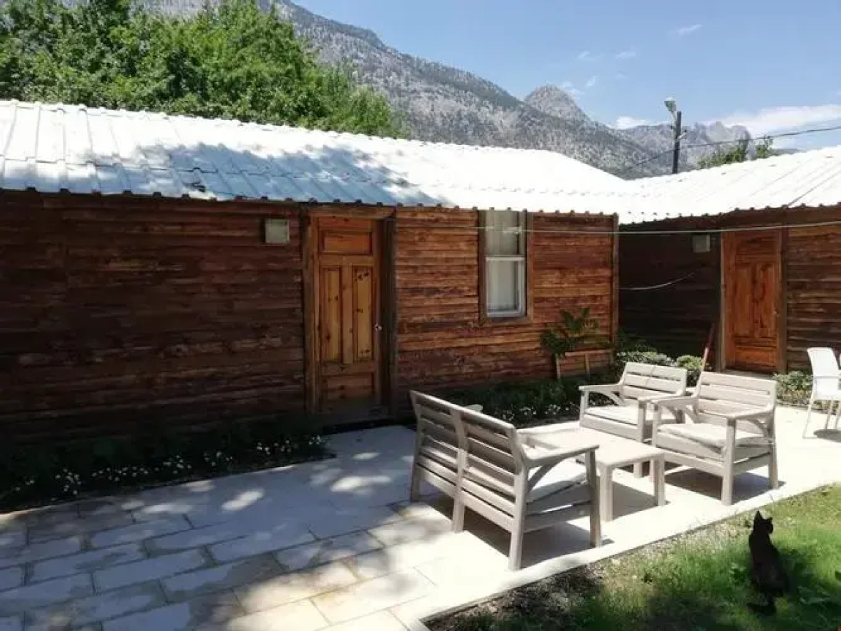 Отель Lime Tree Houses