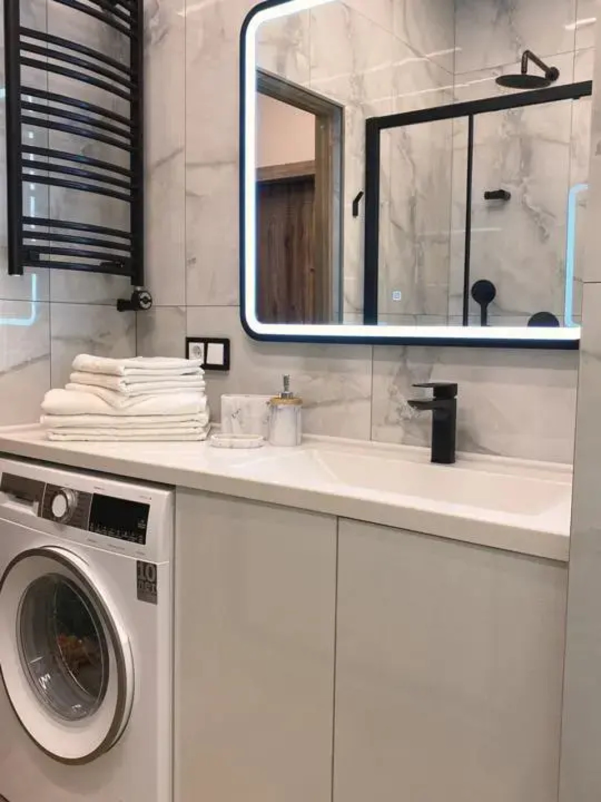 Квартира Типанова 23