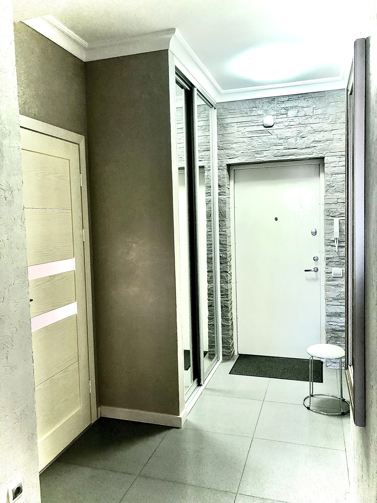 Апартаменты в 200 м от Пляжа г. Пионерский ул.Рабочая,6