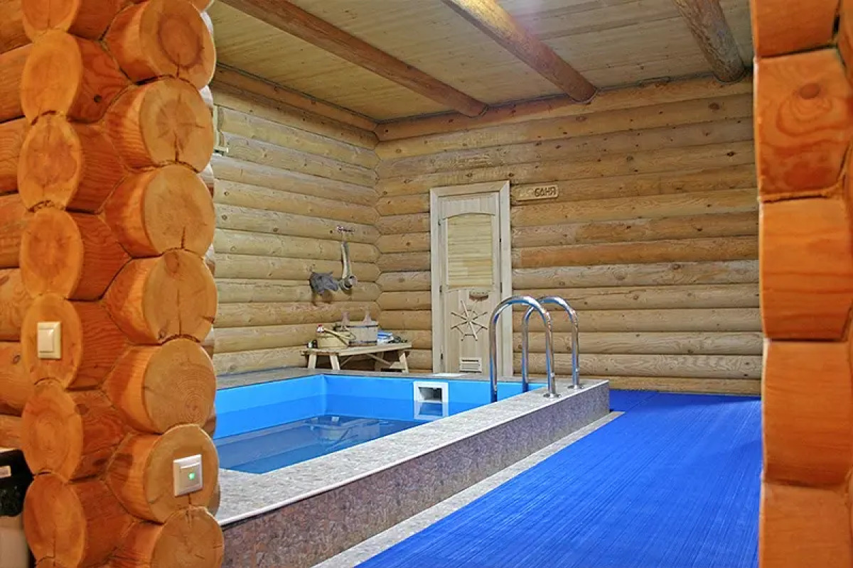 Отель NATIONAL Dombay