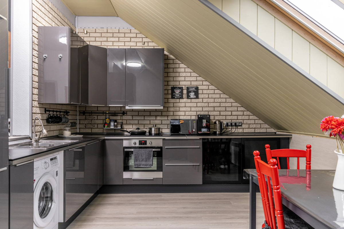 Апартаменты - Студия в Районе KMЗ