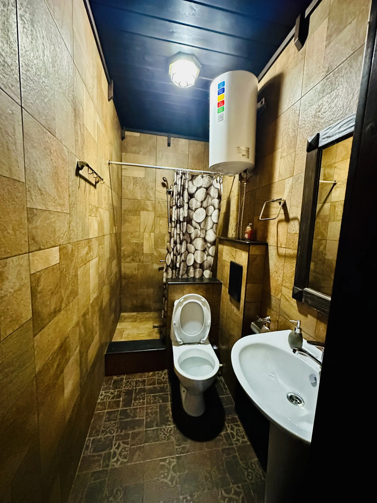 Квартира на Аланской, 25 "Пентхаус"