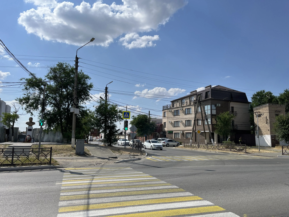 Отель Домино