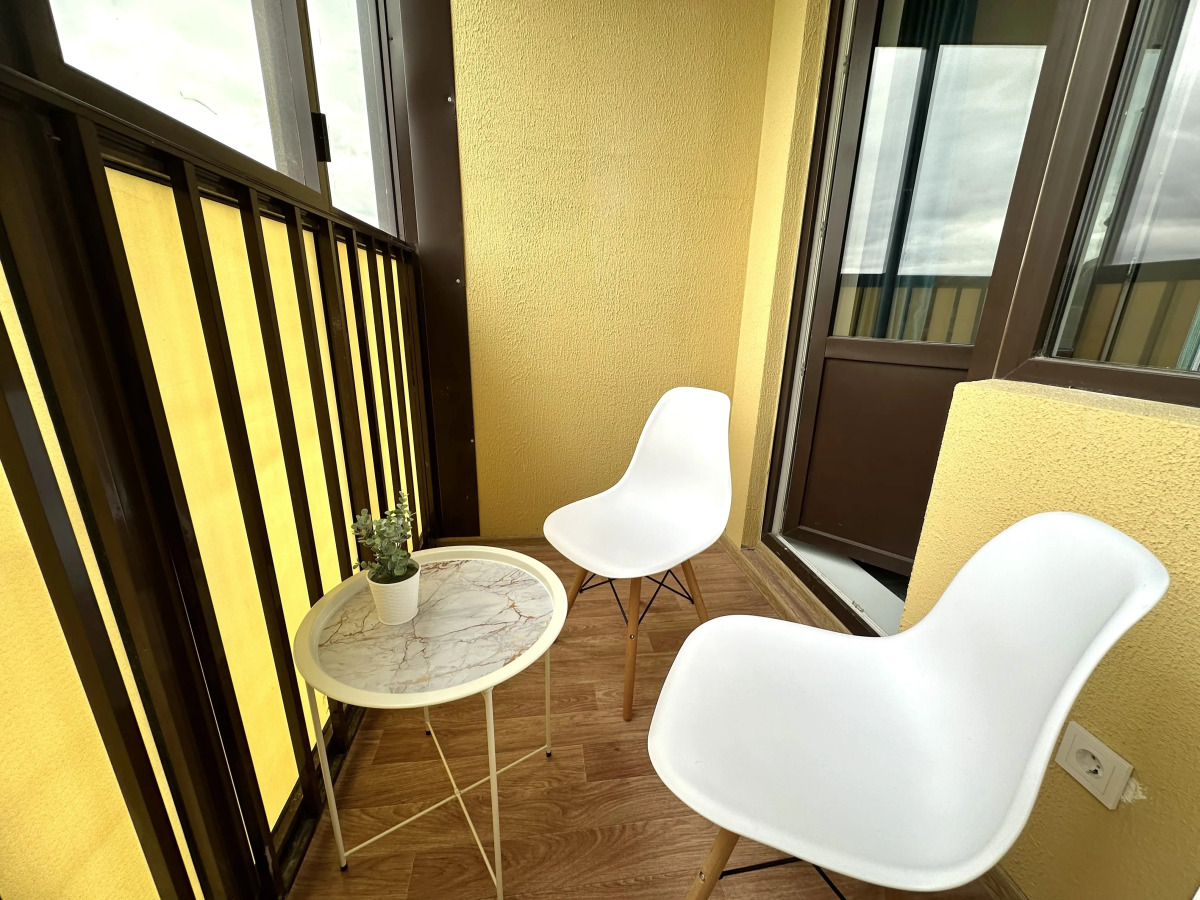 Квартира Garnet Apartments Горизонт