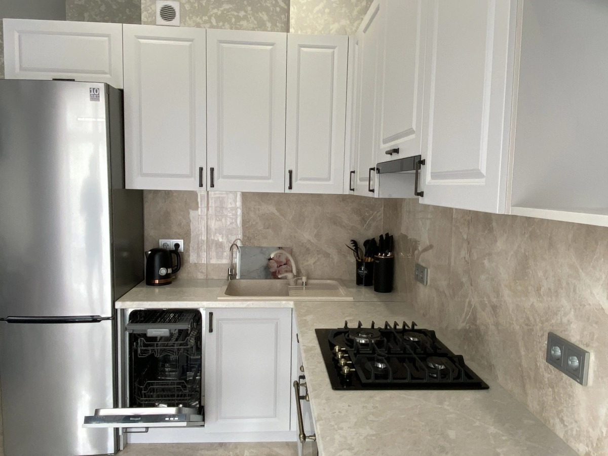 Апартаменты Бриз в ЖК Изумрудный город