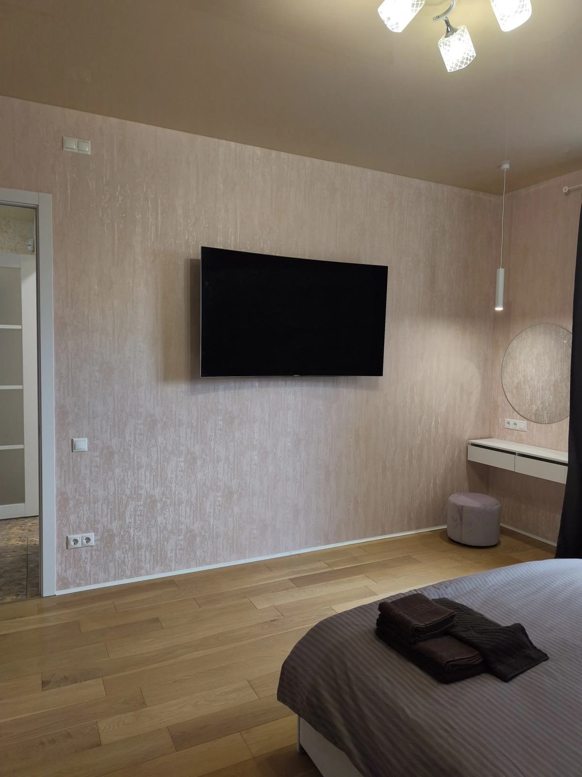 Квартира просторная на Богдана Хмельницкого