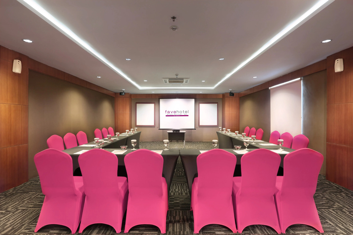 Отель Favehotel Sunset Seminyak