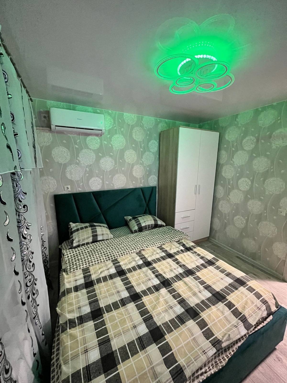 Апартаменты 2 комнатные апартаменты рядом с озером