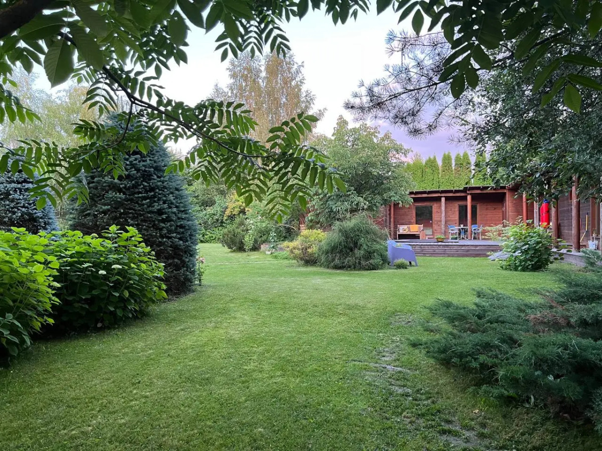 Вилла Ларсон