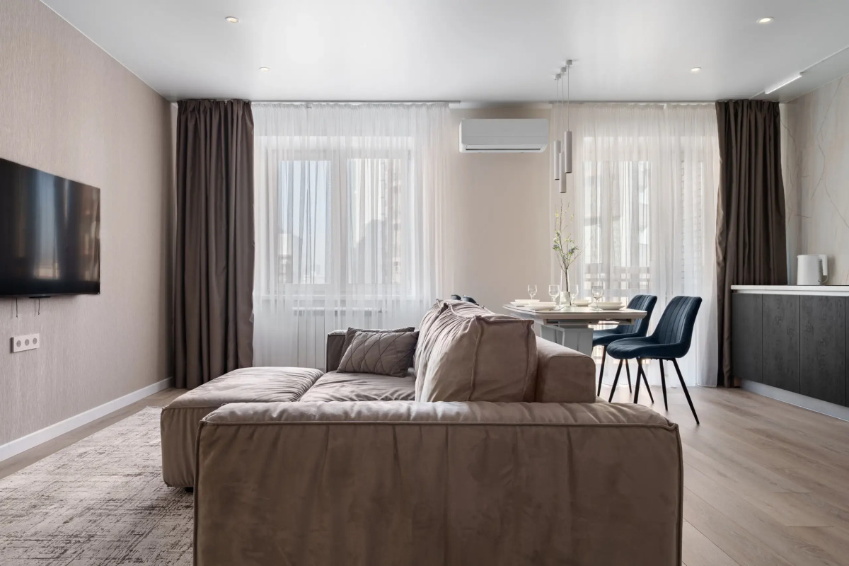 Квартира Krasroom 3-к Люкс в ЖК Александровский