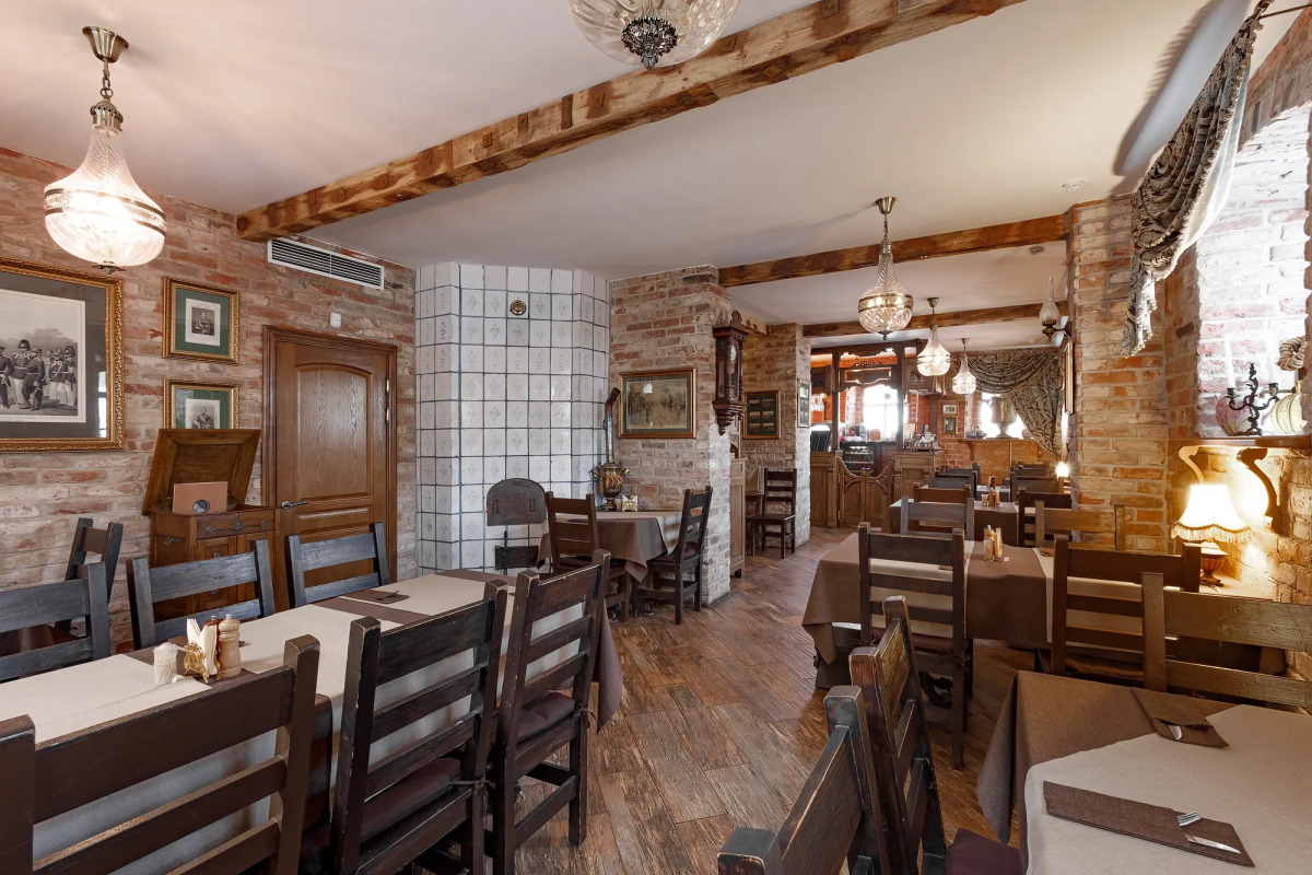 Отель Империал