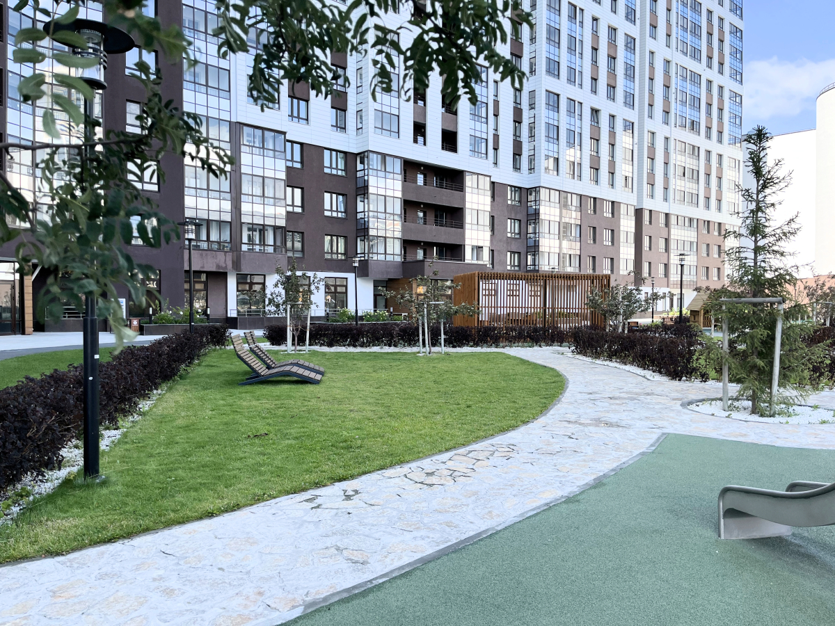 Апартаменты с прекрасным видом у ТРЦ Радуга парк