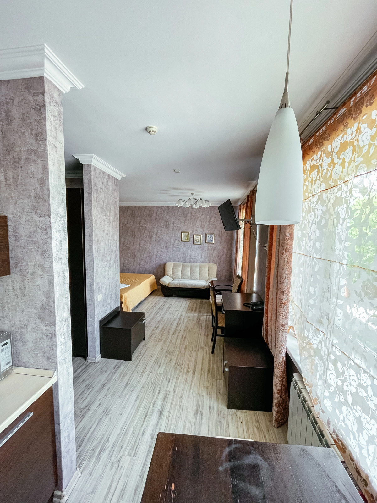 Апартаменты Мира