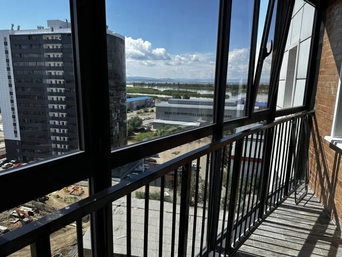 Апартаменты на Смолина, 61 (Loft-studio)