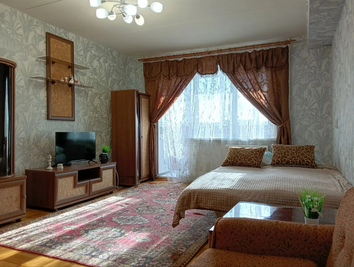 Квартира 3хкомнатная квартира с видом на пруд