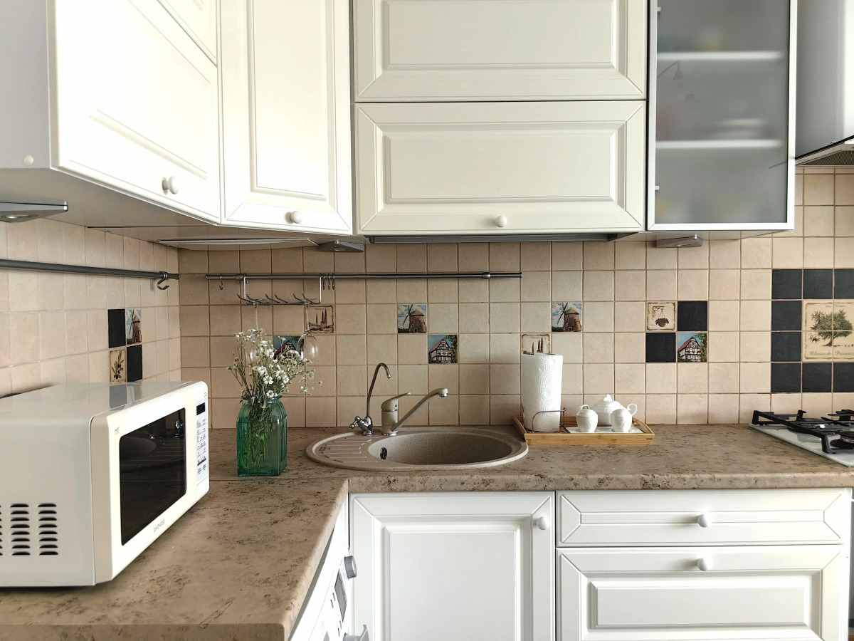 Апартаменты Стоп. Снято! с лоджией-кабинетом