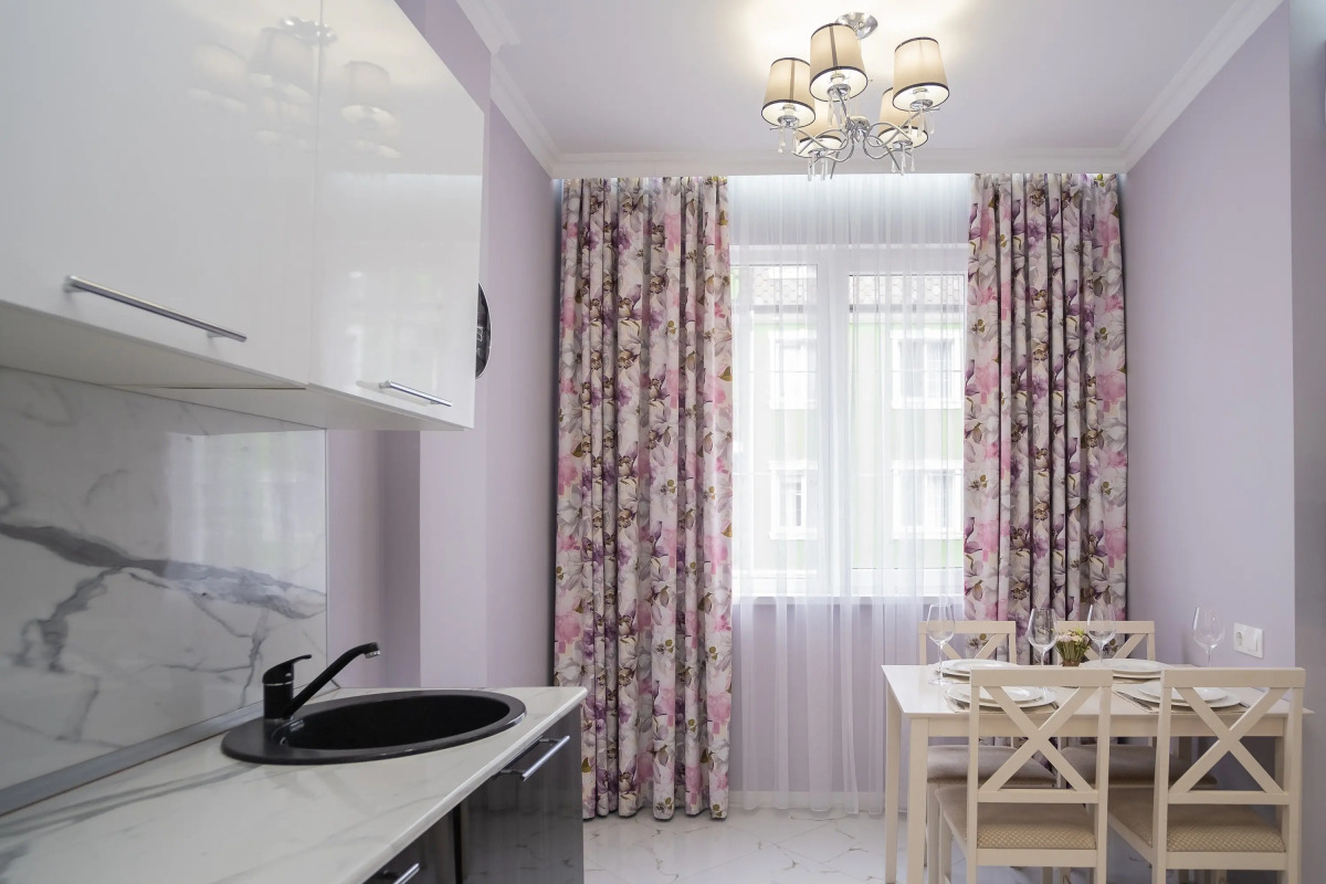 Апартаменты Red Apartments Арт Лайт Сити Молисон