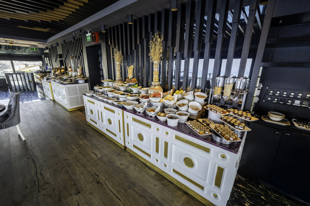 La Boutique Hotel & Suites (Adult Only 16+)